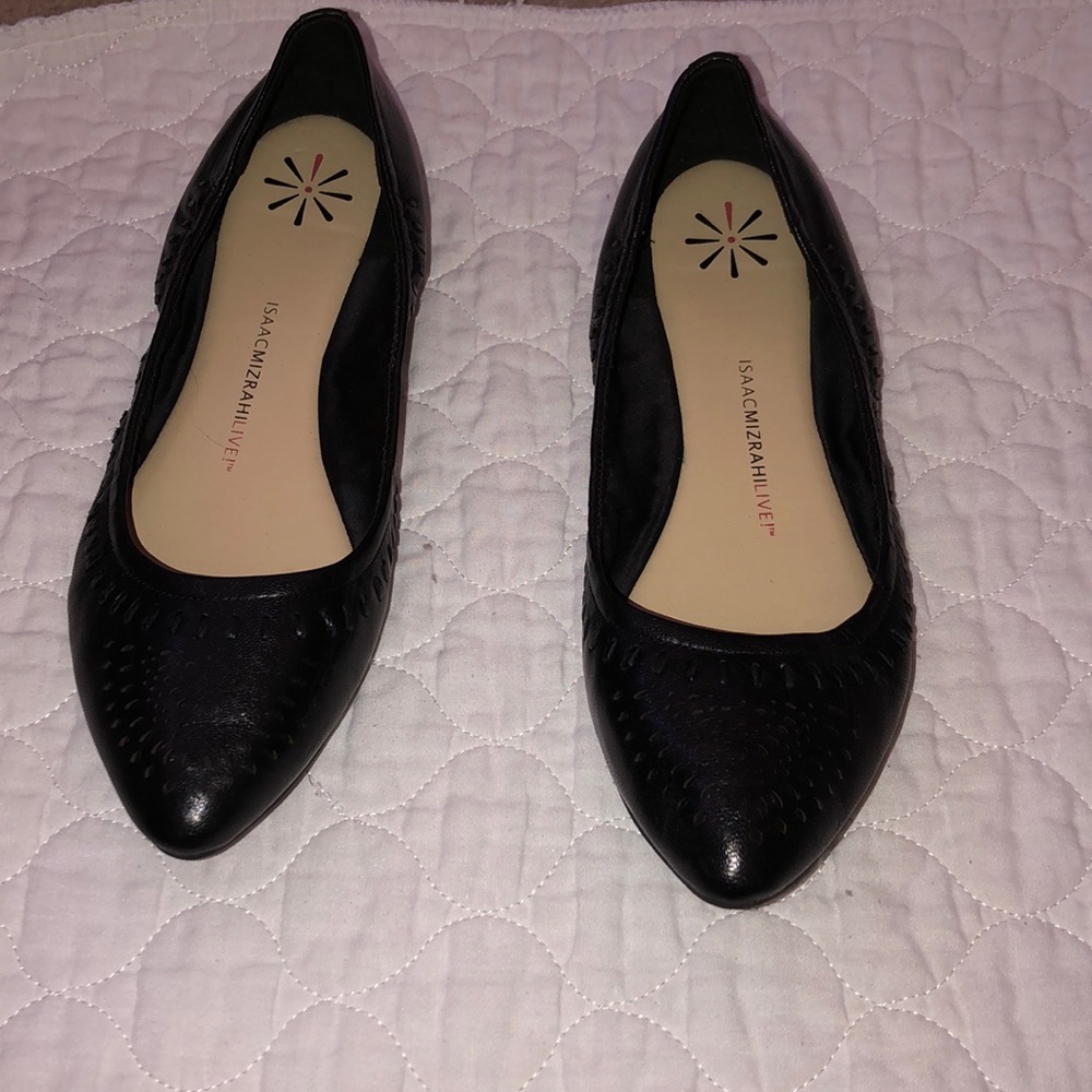 black flats